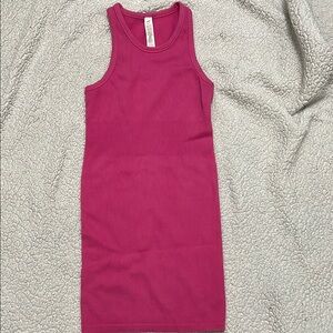 ALO Yoga Fuchsia Ribbed Tank